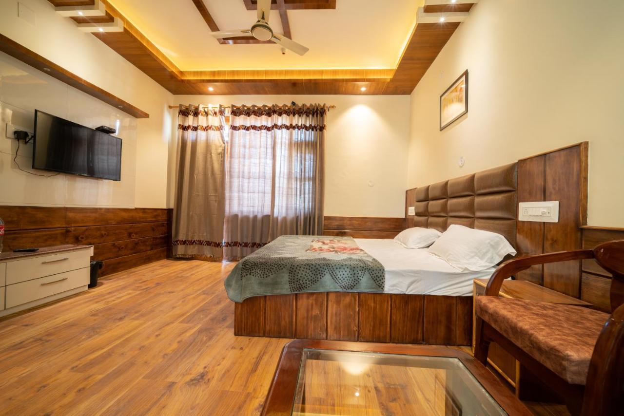 Mathan View Homestay - 3Min Drive To Kullu-Manali Airport Shamshi Esterno foto