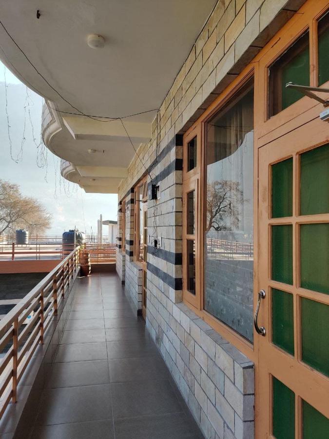 Mathan View Homestay - 3Min Drive To Kullu-Manali Airport Shamshi Esterno foto